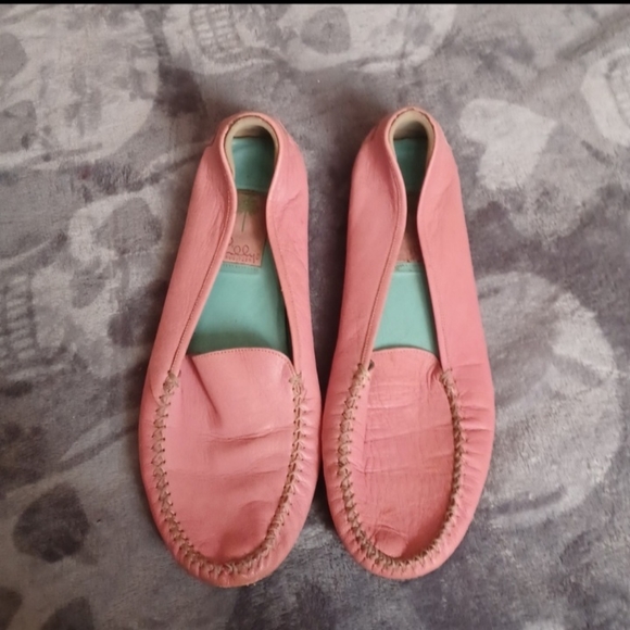 Lilly Pulitzer Shoes - Pink leather loafers